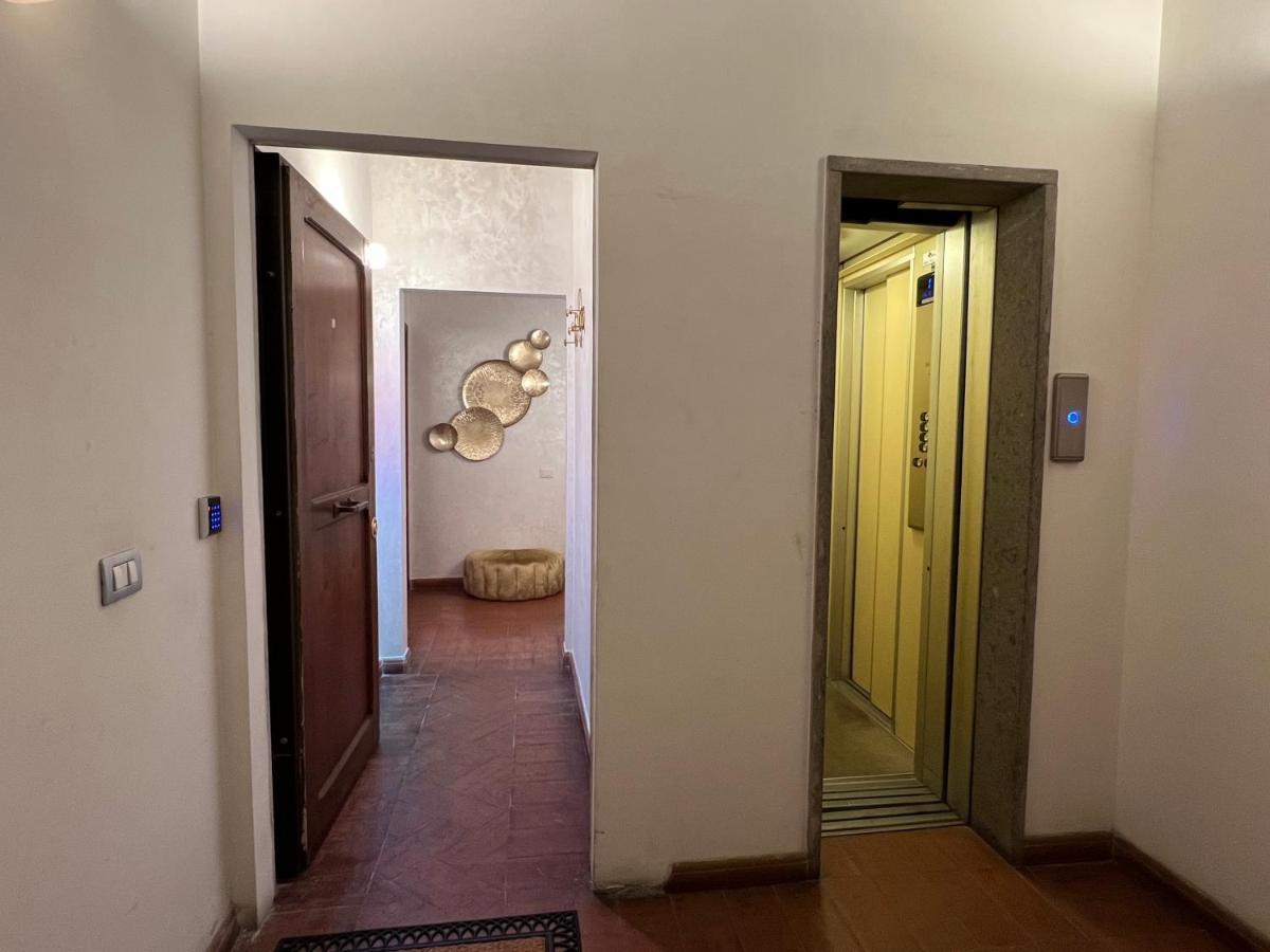 Apartmán Campo De Fiori Chic Řím Exteriér fotografie