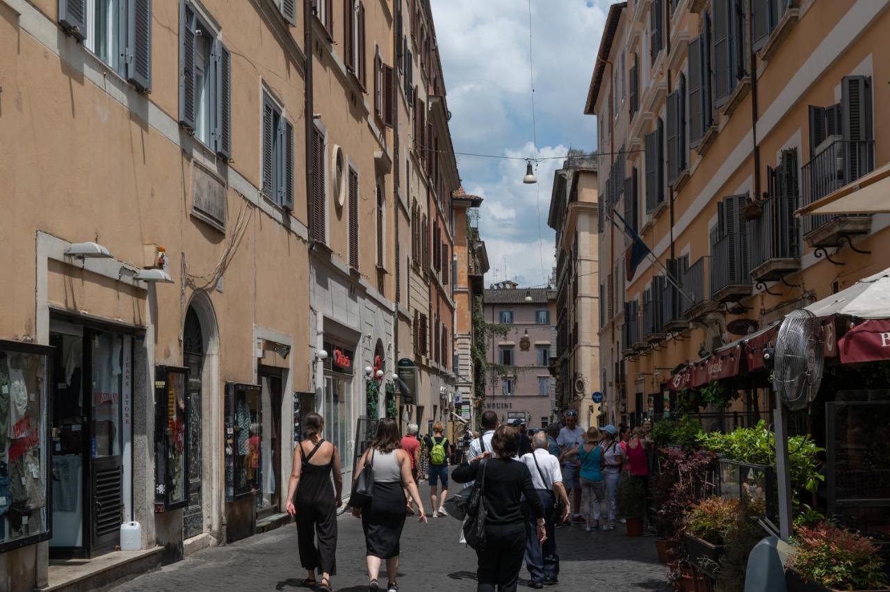 Apartmán Campo De Fiori Chic Řím Exteriér fotografie