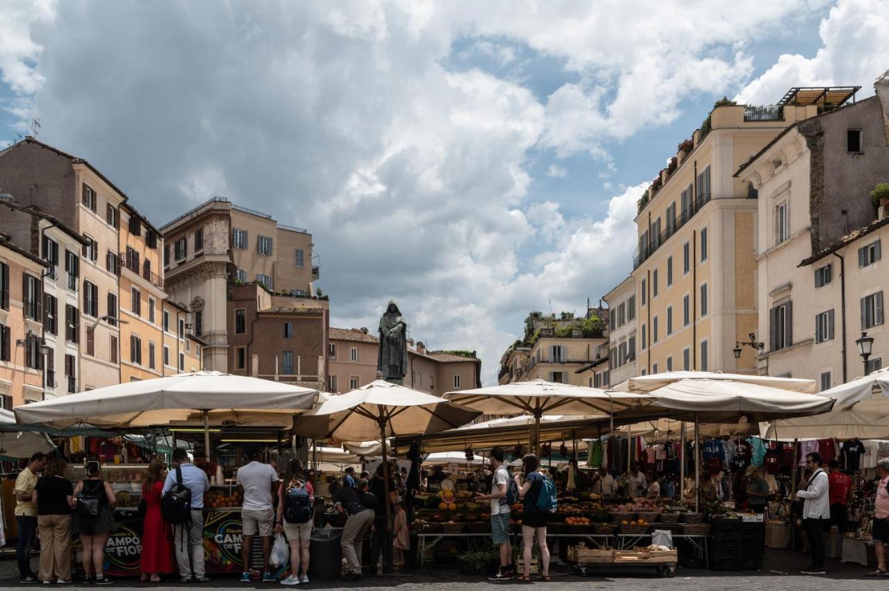 Apartmán Campo De Fiori Chic Řím Exteriér fotografie